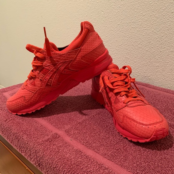 Asics Gel Lyte V Maroon Top Sellers 58 Off Espirituviajero Com